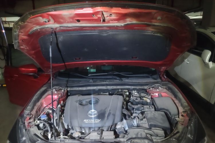 Used Mazda 3 Axela 2017 Hatchback 2.0L Automatic Sport Model China V Emission Standard Engine Bay