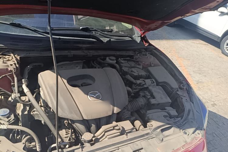 Used Mazda 3 Axela 2017 Sedan 1.5L Automatic Luxury Model Emission Standard China V Engine Bay