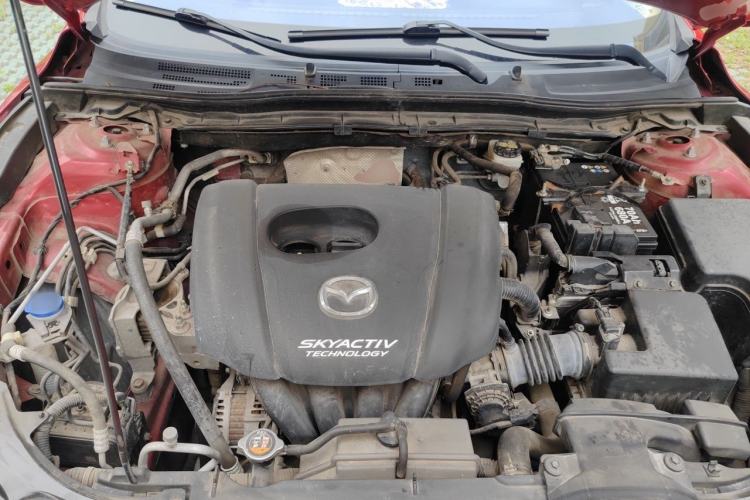 Used Mazda 3 Axela 2017 Sedan 1.5L Automatic Luxury Model Emission Standard China V Engine Bay