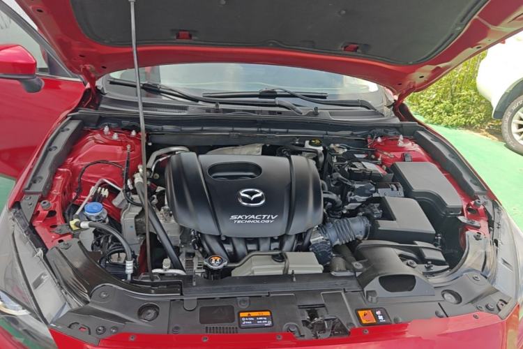 Used Mazda 3 Axela 2017 Sedan 1.5L Automatic Comfort Model Emission Standard China V Engine Bay