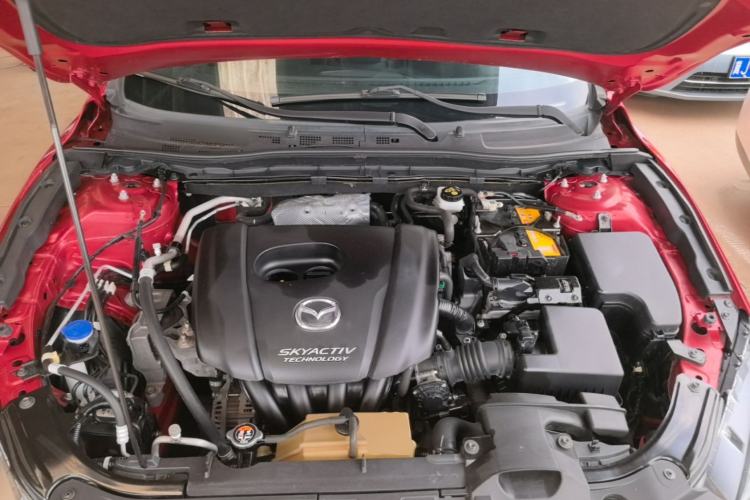 Used Mazda 3 Axela 2017 Sedan 1.5L Automatic Luxury Model Emission Standard China V Engine Bay