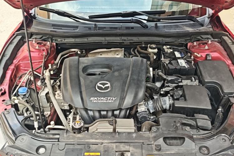 Used Mazda 3 Axela 2017 Sedan 1.5L Automatic Luxury Model Emission Standard China V Engine Bay