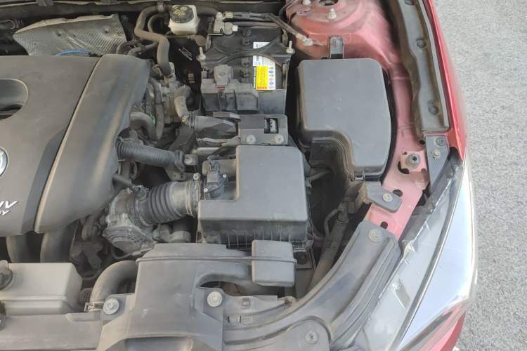 Used Mazda 3 Axela 2017 Sedan 1.5L Automatic Comfort Model Emission Standard China V Engine Bay Left