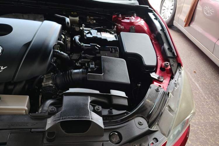 Used Mazda 3 Axela 2017 Sedan 1.5L Automatic Comfort Model Emission Standard China V Engine Bay Left