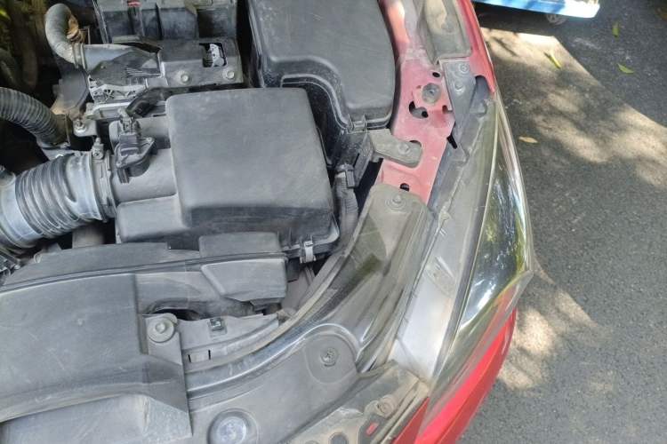 Used Mazda 3 Axela 2017 Sedan 2.0L Automatic Flagship Model China V Standard Engine Bay Left