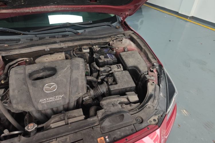 Used Mazda 3 Axela 2017 Sedan 1.5L Automatic Comfort Model Emission Standard China V Engine Bay Left