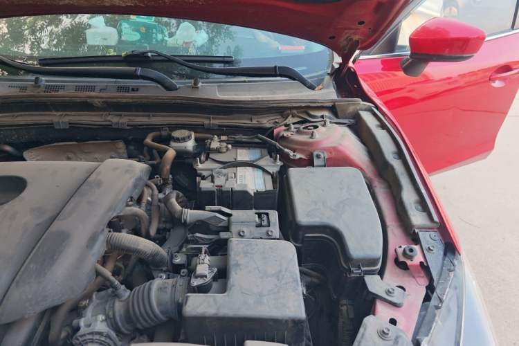 Used Mazda 3 Axela 2017 Sedan 1.5L Automatic Comfort Model Emission Standard China V Engine Bay Left