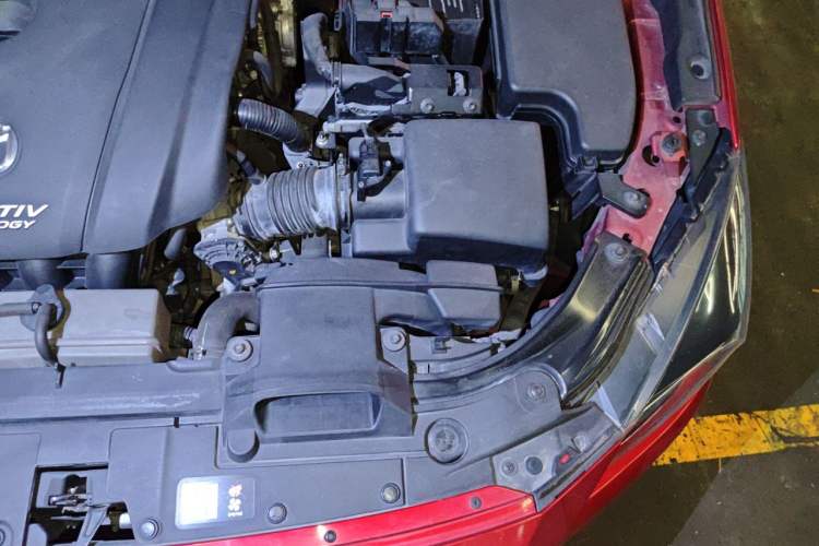 Used Mazda 3 Axela 2017 Sedan 2.0L Automatic Prestige Model China V Standard Engine Bay Left