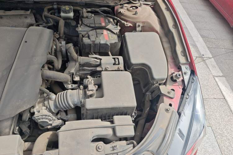 Used Mazda 3 Axela 2017 Sedan 1.5L Automatic Comfort Model Emission Standard China V Engine Bay Left
