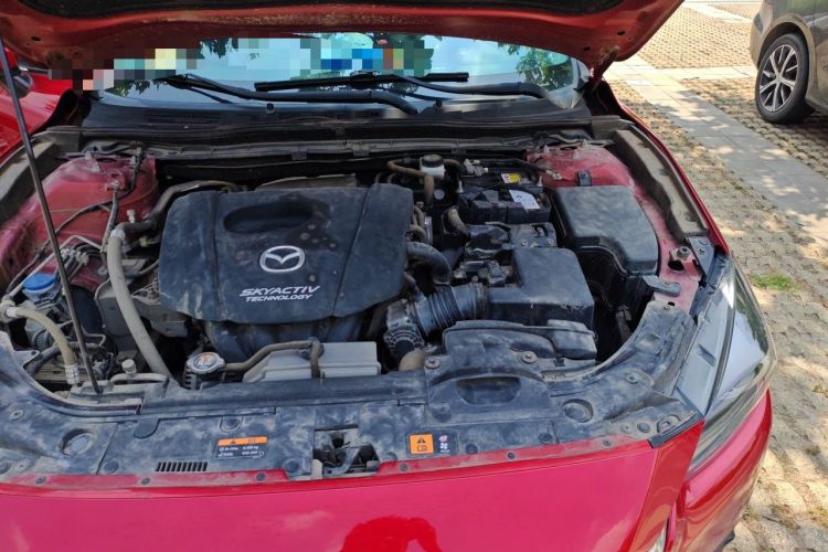Used Mazda 3 Axela 2017 Hatchback 1.5L Automatic Luxury Model Emission Standard China V Engine Bay Left