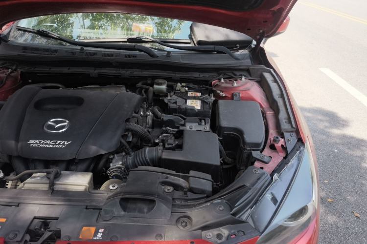 Used Mazda 3 Axela 2017 Sedan 1.5L Automatic Luxury Model Emission Standard China V Engine Bay Left