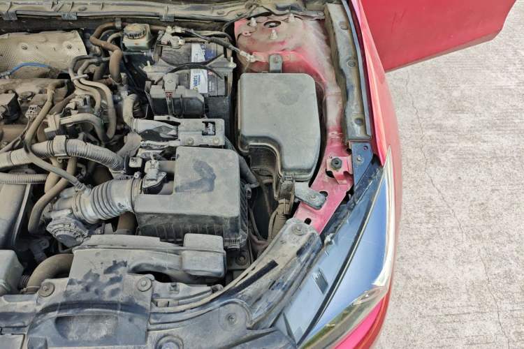 Used Mazda 3 Axela 2017 Sedan 1.5L Manual Comfort Model Emission Standard China V Engine Bay Left