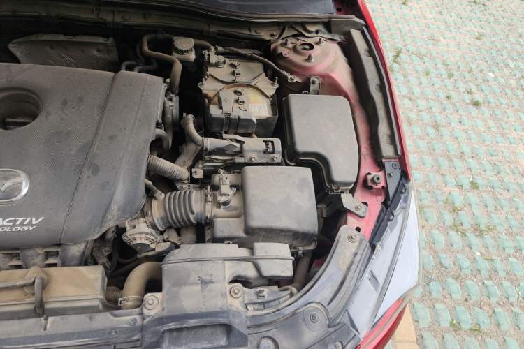 Used Mazda 3 Axela 2017 Sedan 2.0L Automatic Prestige Model China V Standard Engine Bay Left