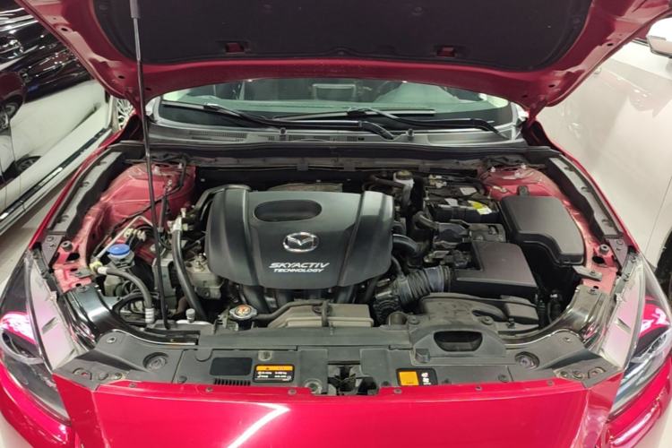 Used Mazda 3 Axela 2017 Hatchback 1.5L Automatic Luxury Model Emission Standard China V Engine Bay