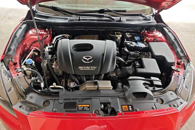 Used Mazda 3 Axela 2017 Sedan 1.5L Automatic Luxury Model Emission Standard China V Engine Bay