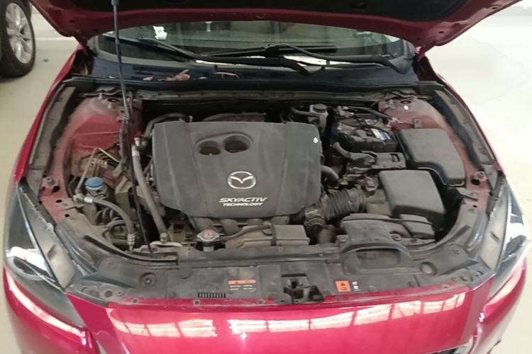 Used Mazda 3 Axela 2017 Hatchback 2.0L Automatic Luxury Model Emission Standard China V Engine Bay