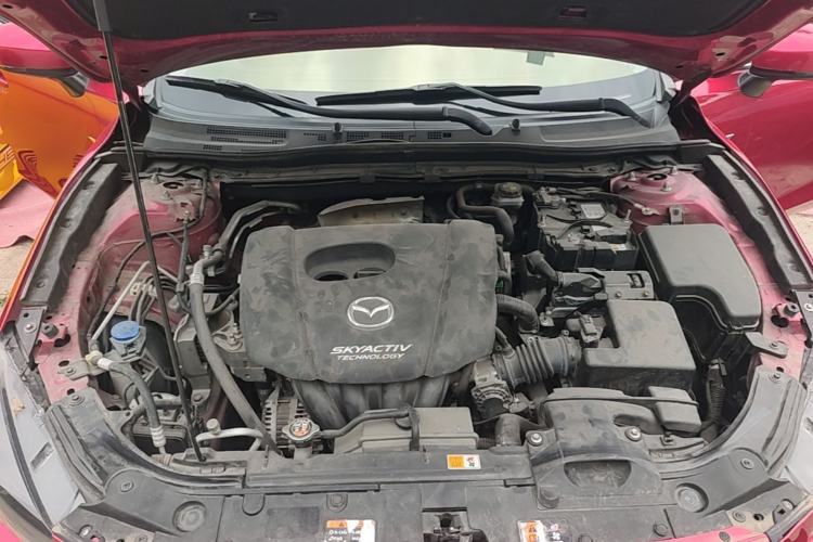 Used Mazda 3 Axela 2017 Sedan 1.5L Automatic Luxury Model Emission Standard China V Engine Bay