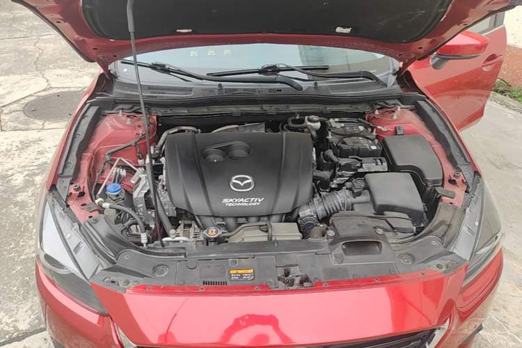 Used Mazda 3 Axela 2017 Hatchback 2.0L Automatic Sport Model China V Emission Standard Engine Bay
