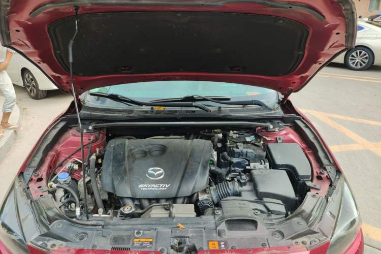 Used Mazda 3 Axela 2017 Hatchback 2.0L Automatic Sport Model China V Emission Standard Engine Bay