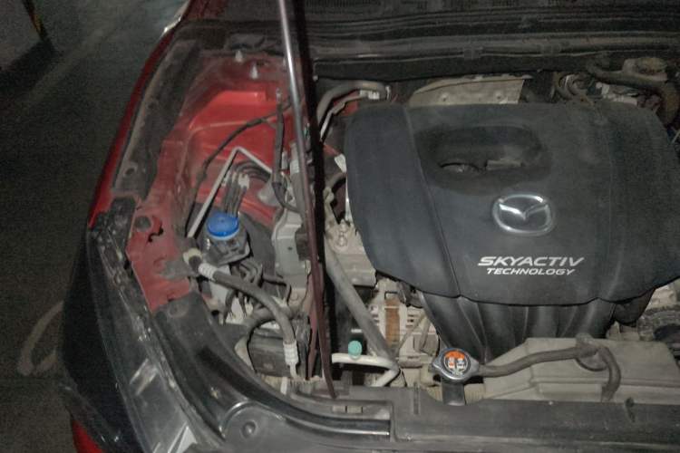 Used Mazda 3 Axela 2017 Sedan 1.5L Automatic Comfort Model Emission Standard China V Engine Bay Right