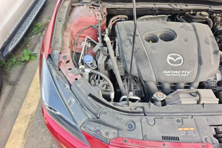 Used Mazda 3 Axela 2017 Sedan 2.0L Automatic Prestige Model China V Standard Engine Bay Right