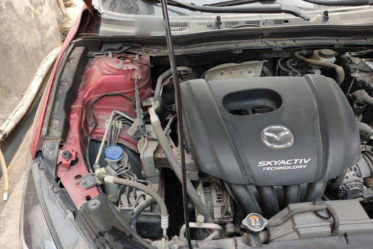 Used Mazda 3 Axela 2017 Sedan 1.5L Automatic Comfort Model Emission Standard China V Engine Bay Right