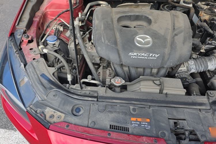 Used Mazda 3 Axela 2017 Sedan 1.5L Automatic Luxury Model Emission Standard China V Engine Bay Right