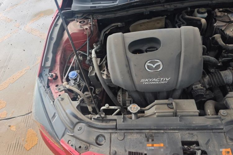 Used Mazda 3 Axela 2017 Sedan 1.5L Automatic Luxury Model Emission Standard China V Engine Bay Right