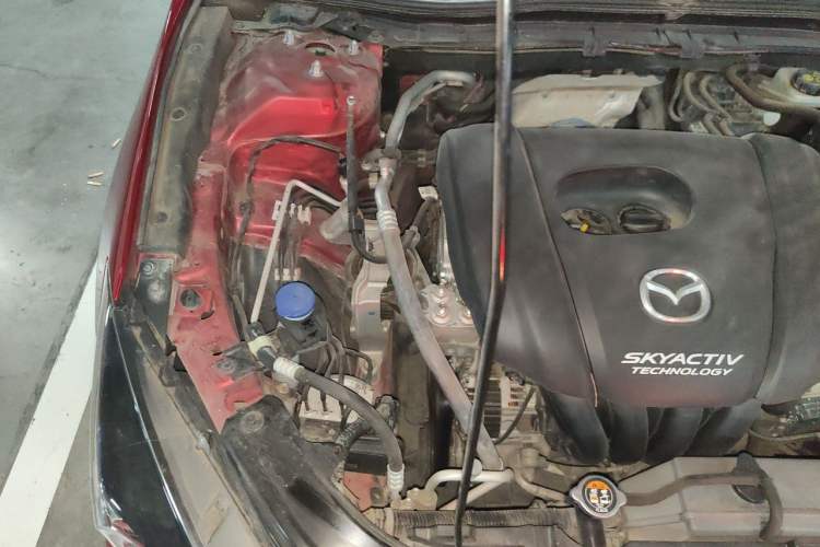 Used Mazda 3 Axela 2017 Sedan 1.5L Manual Comfort Model Emission Standard China V Engine Bay Right