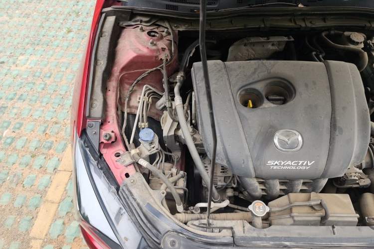 Used Mazda 3 Axela 2017 Sedan 2.0L Automatic Prestige Model China V Standard Engine Bay Right