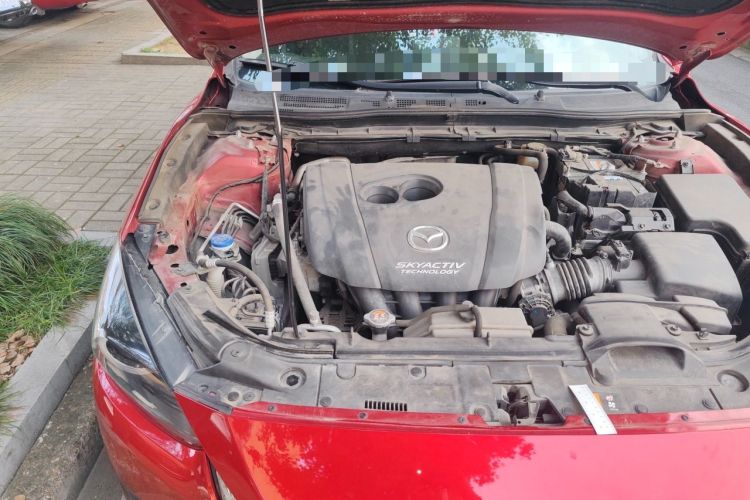 Used Mazda 3 Axela 2017 Hatchback 2.0L Automatic Luxury Model Emission Standard China V Engine Bay Right