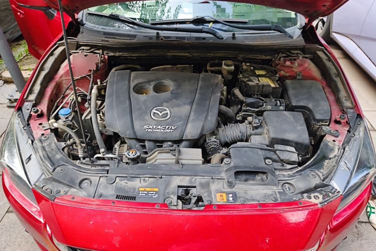 Used Mazda 3 Axela 2017 Hatchback 2.0L Automatic Sport Model China V Emission Standard Engine Bay