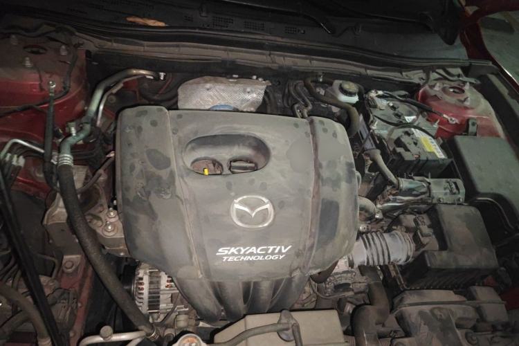 Used Mazda 3 Axela 2017 Sedan 1.5L Automatic Luxury Model Emission Standard China V Engine Bay