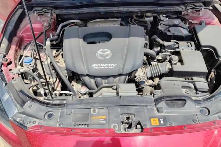 Used Mazda 3 Axela 2017 Sedan 1.5L Automatic Luxury Model Emission Standard China V Engine Bay