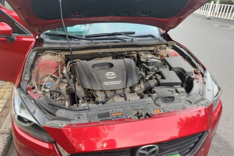 Used Mazda 3 Axela 2017 Sedan 1.5L Automatic Luxury Model Emission Standard China V Engine Bay