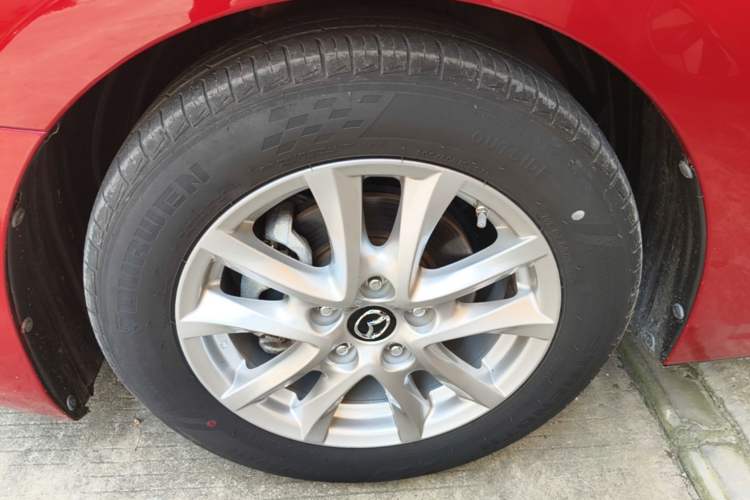 Used Mazda 3 Axela 2017 Sedan 1.5L Automatic Luxury Model Emission Standard China V Exterior 1