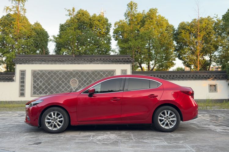 Used Mazda 3 Axela 2017 Sedan 1.5L Automatic Comfort Model Emission Standard China V Exterior 2
