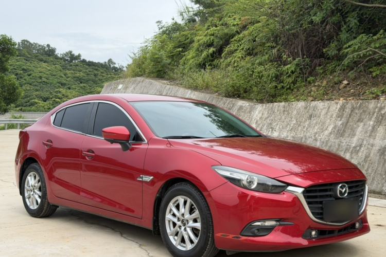 Used Mazda 3 Axela 2017 Sedan 1.5L Automatic Comfort Model Emission Standard China V Exterior 2