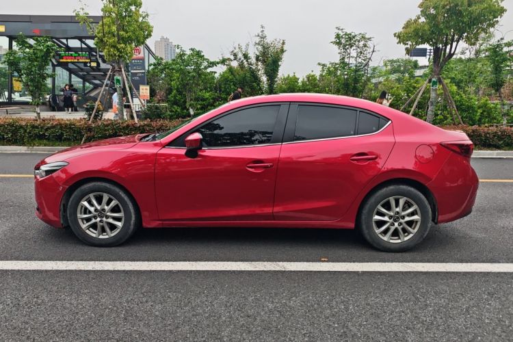 Used Mazda 3 Axela 2017 Sedan 1.5L Automatic Luxury Model Emission Standard China V Exterior 2
