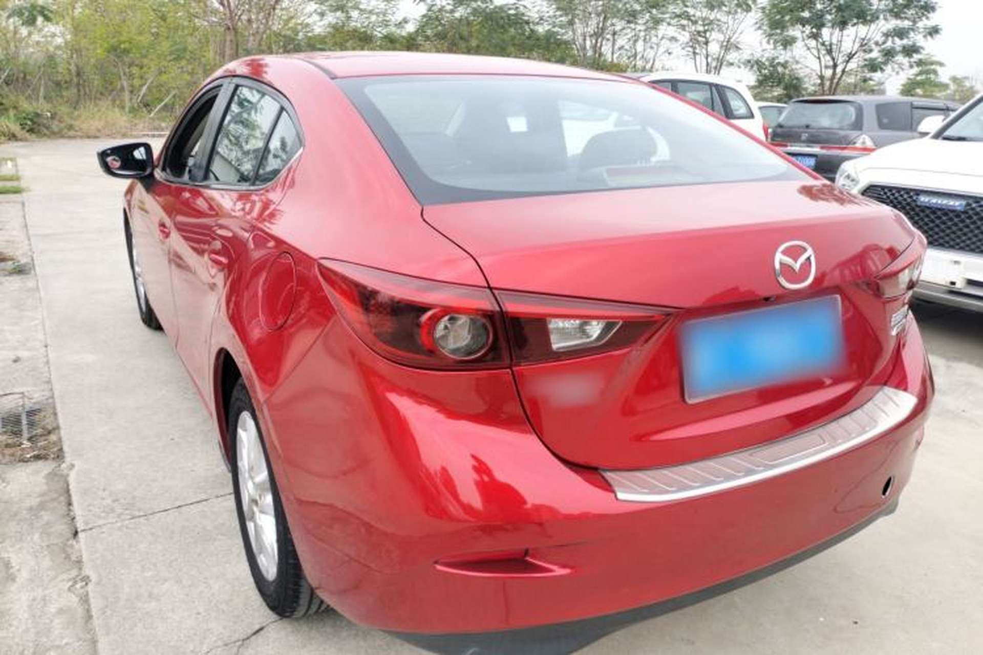 Used Mazda 3 Axela 2017 Sedan 1.5L Manual Luxury Model Emission Standard China V Exterior 2