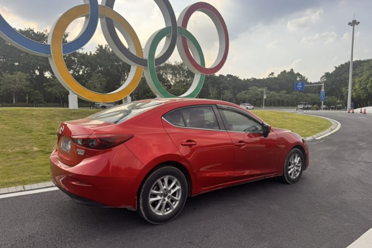 Used Mazda 3 Axela 2017 Sedan 1.5L Automatic Luxury Model Emission Standard China V Exterior 3