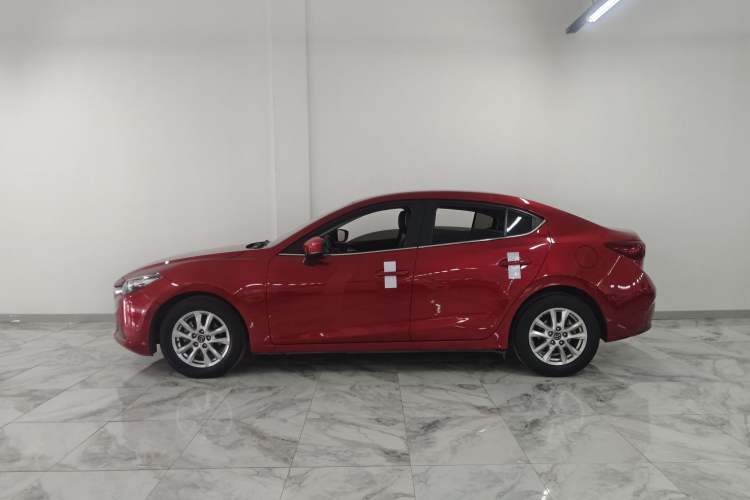 Used Mazda 3 Axela 2017 Sedan 1.5L Automatic Comfort Model Emission Standard China V Exterior 3