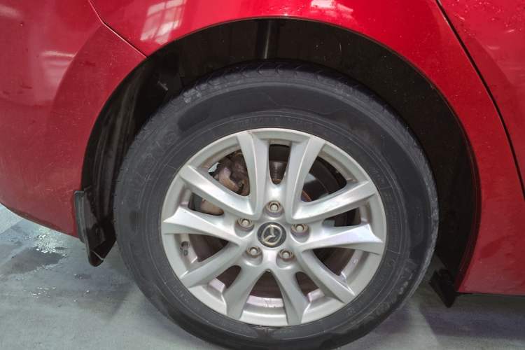 Used Mazda 3 Axela 2017 Sedan 1.5L Automatic Comfort Model Emission Standard China V Exterior 3