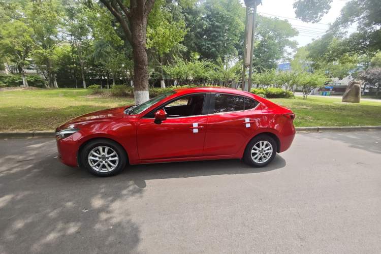 Used Mazda 3 Axela 2017 Sedan 1.5L Automatic Luxury Model Emission Standard China V Exterior 3