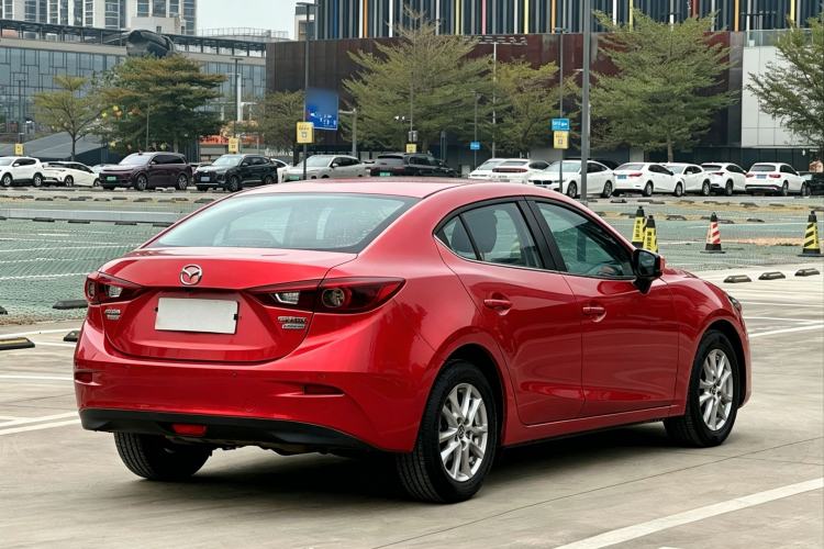 Used Mazda 3 Axela 2017 Sedan 1.5L Automatic Luxury Model China VI Standard Exterior 3