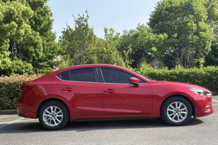 Used Mazda 3 Axela 2017 Sedan 1.5L Automatic Comfort Model Emission Standard China V Exterior 3