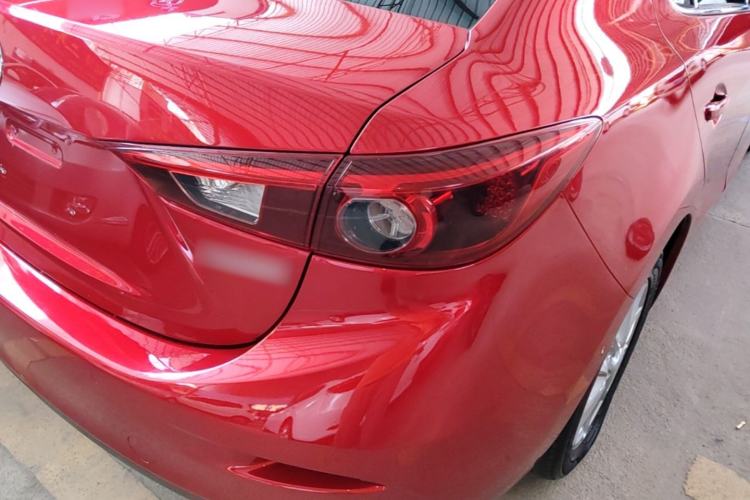 Used Mazda 3 Axela 2017 Sedan 1.5L Automatic Luxury Model Emission Standard China V Exterior 3
