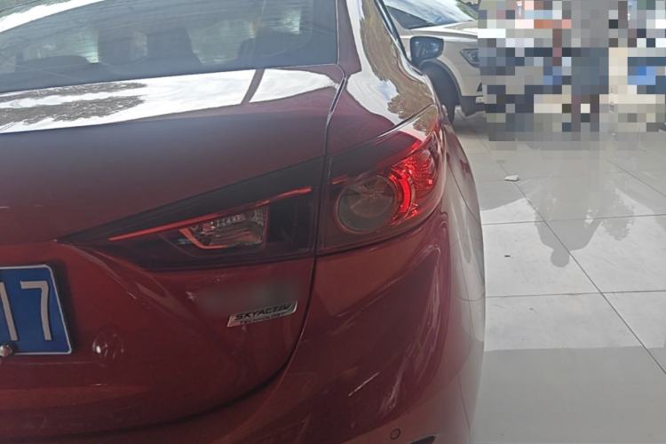 Used Mazda 3 Axela 2017 Sedan 1.5L Automatic Comfort Model Emission Standard China V Exterior 3