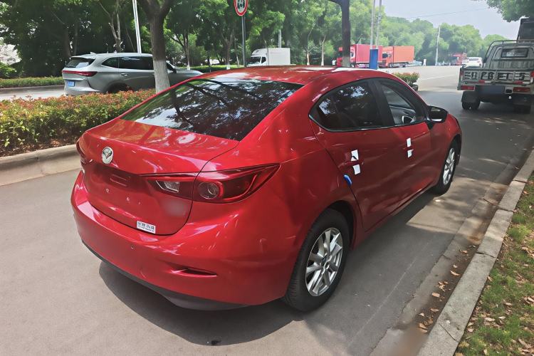 Used Mazda 3 Axela 2017 Sedan 1.5L Automatic Luxury Model Emission Standard China V Exterior 4