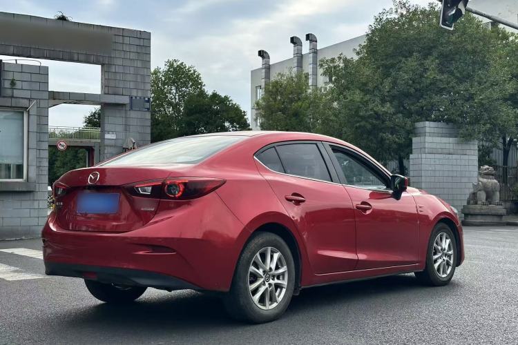 Used Mazda 3 Axela 2017 Sedan 1.5L Automatic Luxury Model Emission Standard China V Exterior 4